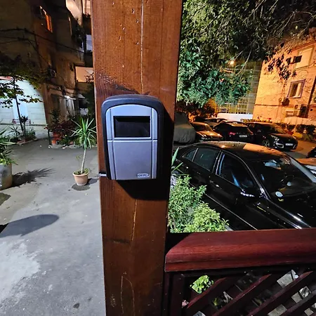 Endi Centre * Tirana